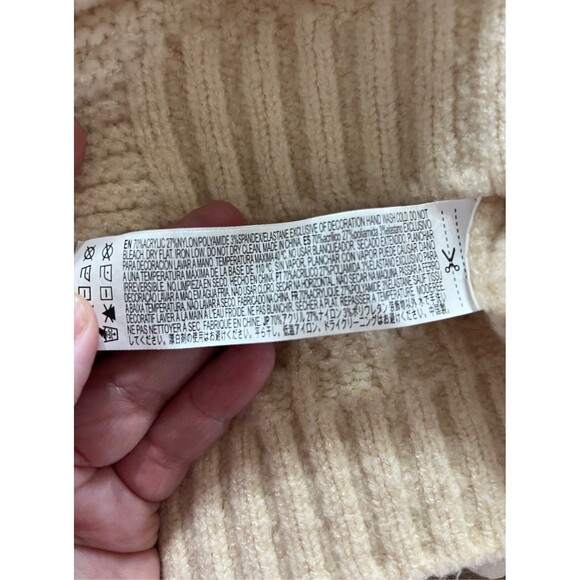 Ivory Floral Embroidered Oversized Chunky Cardigan Sweater Cottage Girlhood  M - Picture 8 of 8